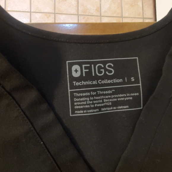 Figs Black Scrub Tops (2) Casma Catarina - Picture 3 of 4